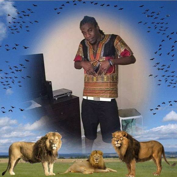 Meet your Posher, Edward - Picture 1 of 1